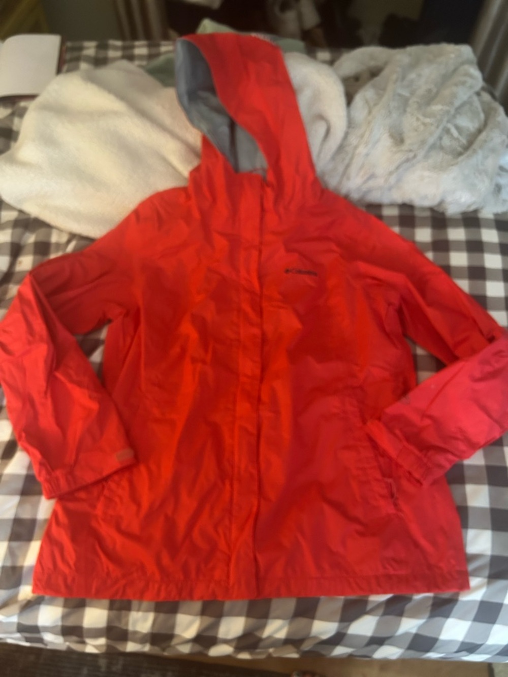 Columbia women’s Hooded Raincoat - Bright Red